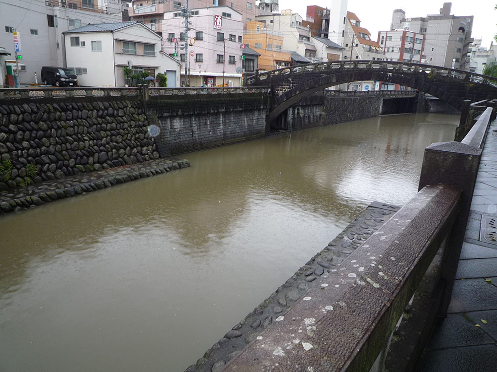 川と水路