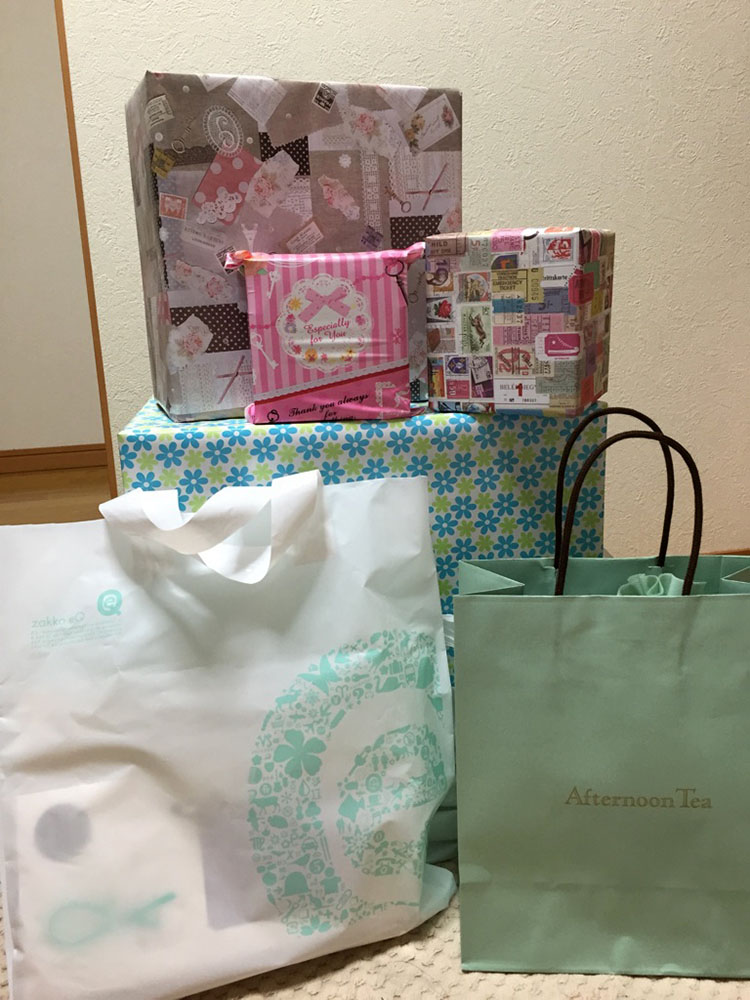 プレゼント月間