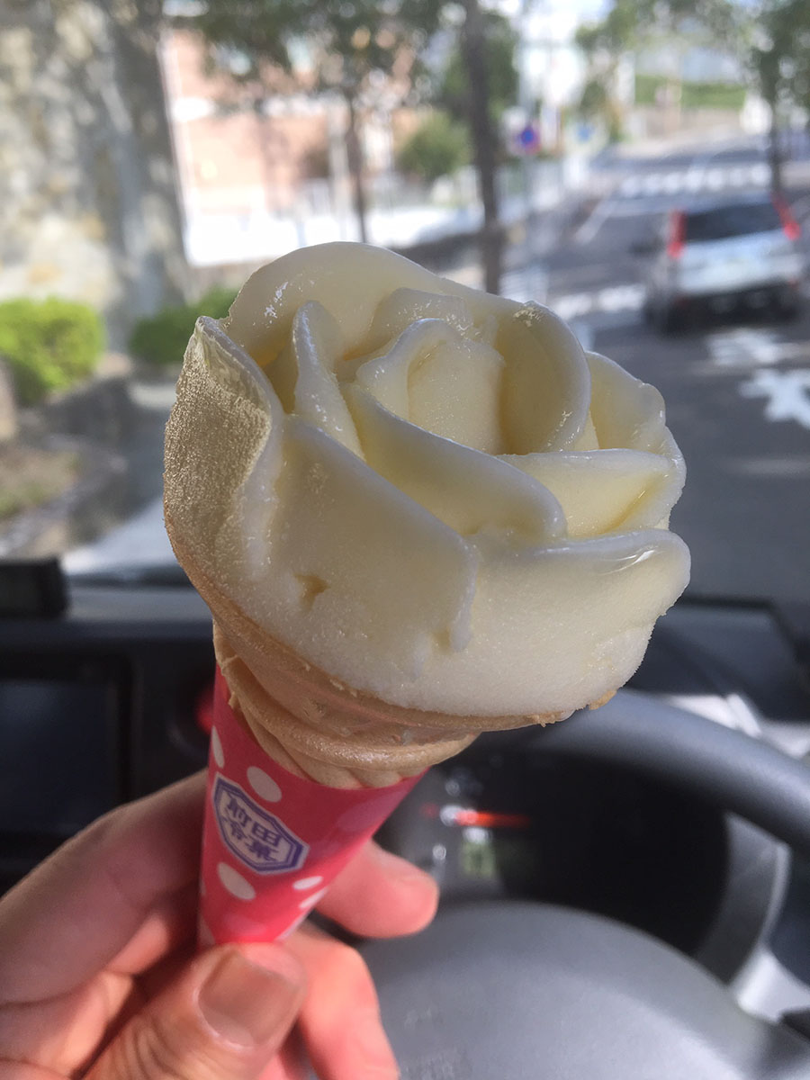バラの花