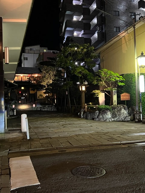 　史跡料亭花月
