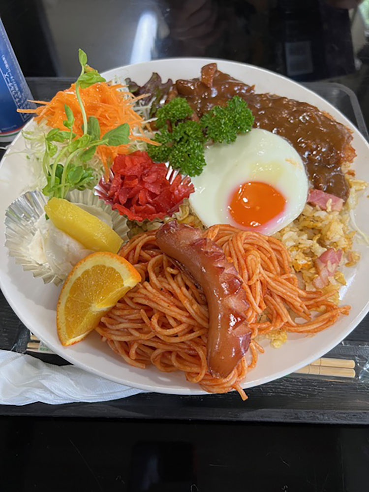 巨大トルコライス!!