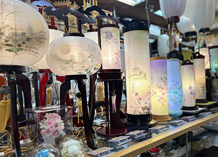 お盆用品を求めて